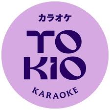 Tokio Karaoke -logo violetilla pohjalla.