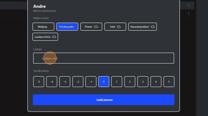 Kuvakaappaus Feelmentin sovelluksen karaokenäkymästä. Ympyröitynä Laulaja tekstin alla oleva Laulajan nimi -palkki.