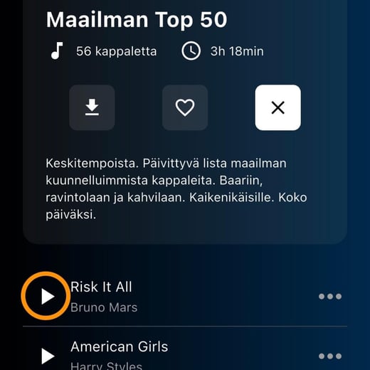 Play-painike soittolistan kappaleen edessä.